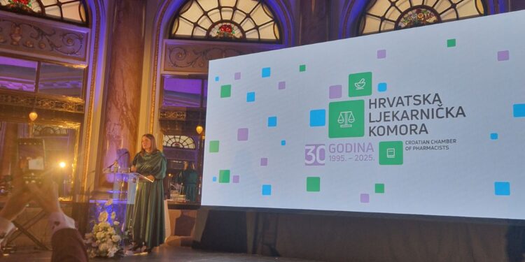 Me ftesë të Ana Soldo, Stavrova në jubileun e Odës së Farmacistëve të Kroacisë
