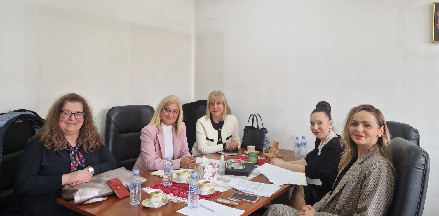 Комората со засилен ангажман за суштински реформи и подобар статус на фармацевтите